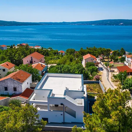 Ilux-2 Apartman Novigrad (Dalmatia)